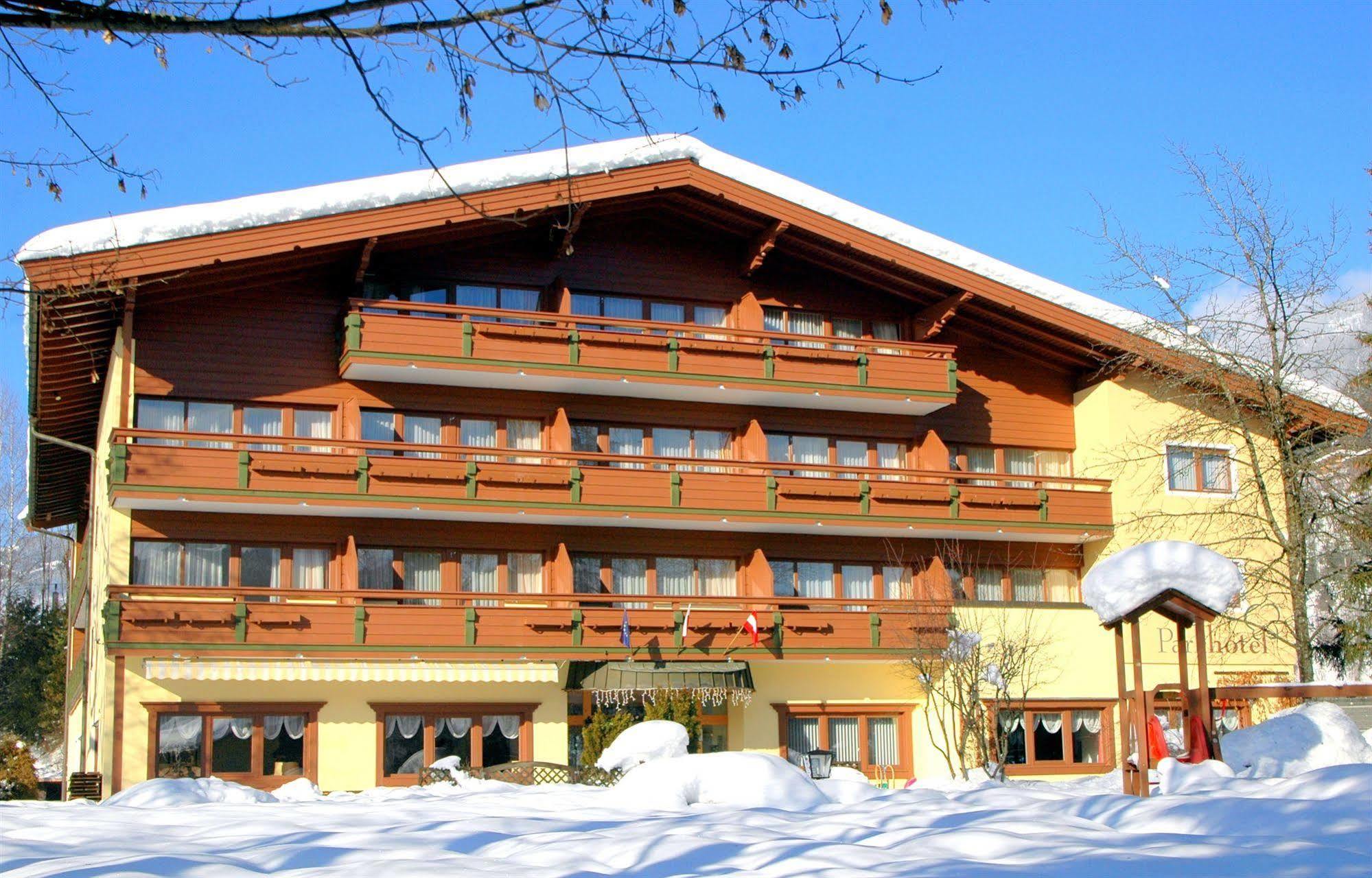 Parkhotel Kirchberg Kirchberg in Tirol Exterior foto